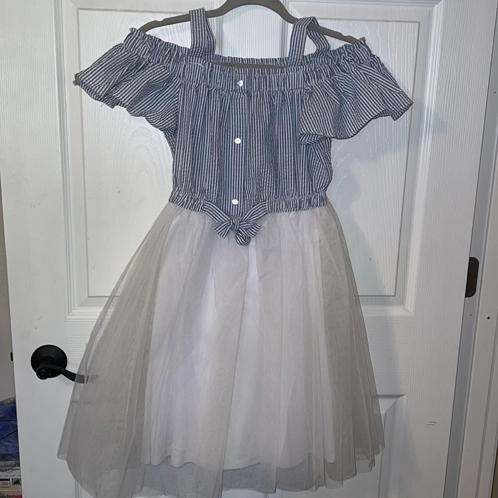 Girls size 16 dress